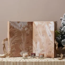 Fop en Bij Adventskalender 2023 Roze - Geurkaarsen Voor Vrouwen - Dames Kerstmis Cadeau Kaarsen Geurkaarsen Roze Shop