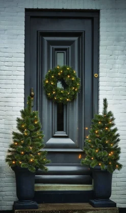 Black Box Trees Glendon Set Van 2 Kerstbomen En 1 Krans Met Led Verlichting - Groen Outlet