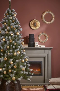 Black Box Trees Kingston Kerstboom Led Frosted Groen - Kunstgroen - 215X117 Cm Clearance