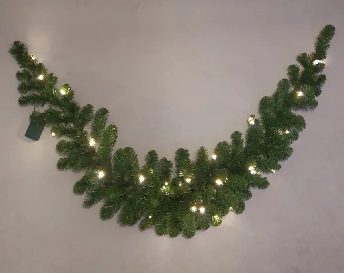 Black Box Guirlandes> Trees Norton Swag Guirlande Led Groen 25L Tips 102 Bo L180 X D20Cm