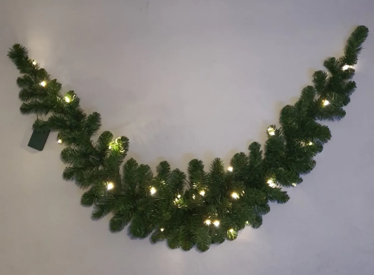 Black Box Guirlandes> Trees Norton Swag Guirlande Led Groen 25L Tips 102 Bo L180 X D20Cm