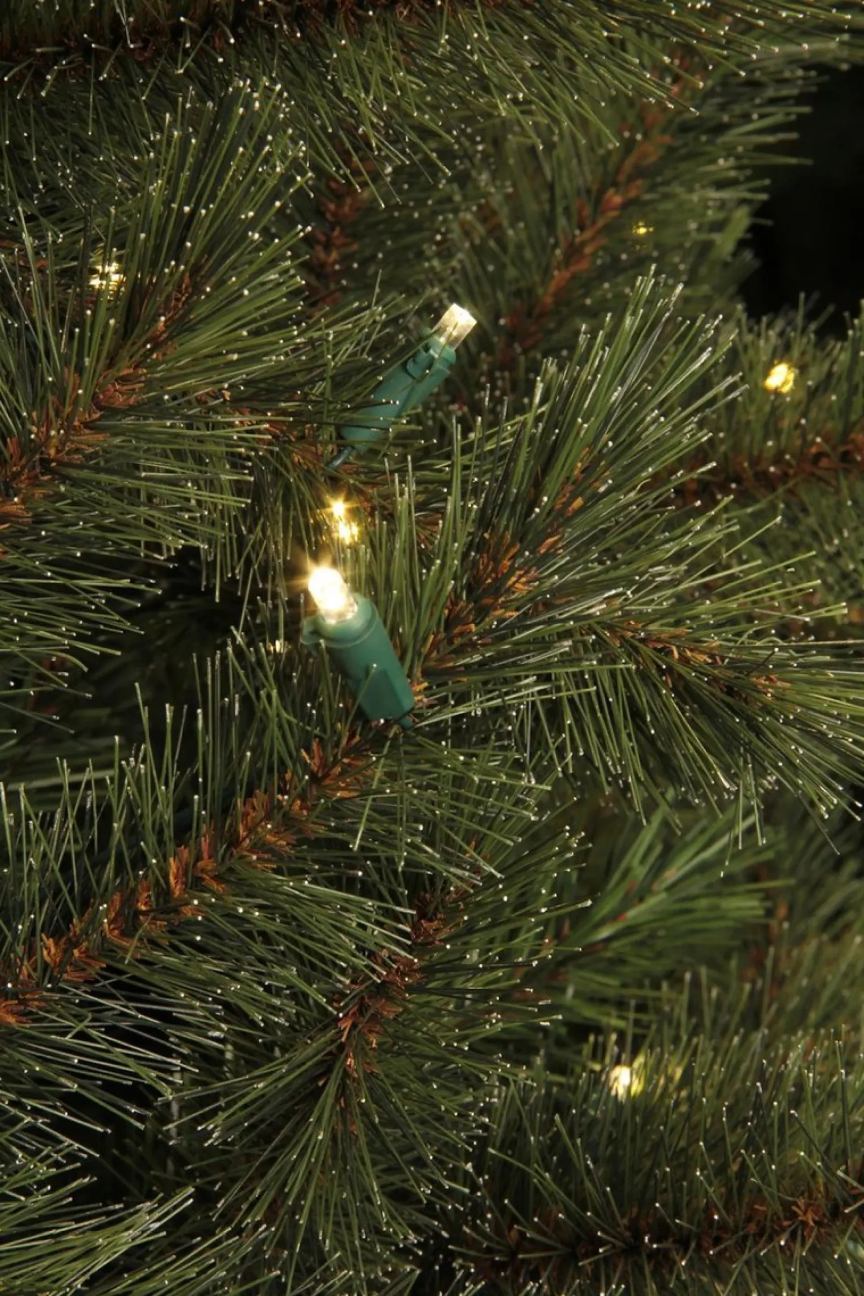 Black Box Trees Toronto Kunstkerstboom Met Led Verlichting - H185 Cm - Groen Fashion