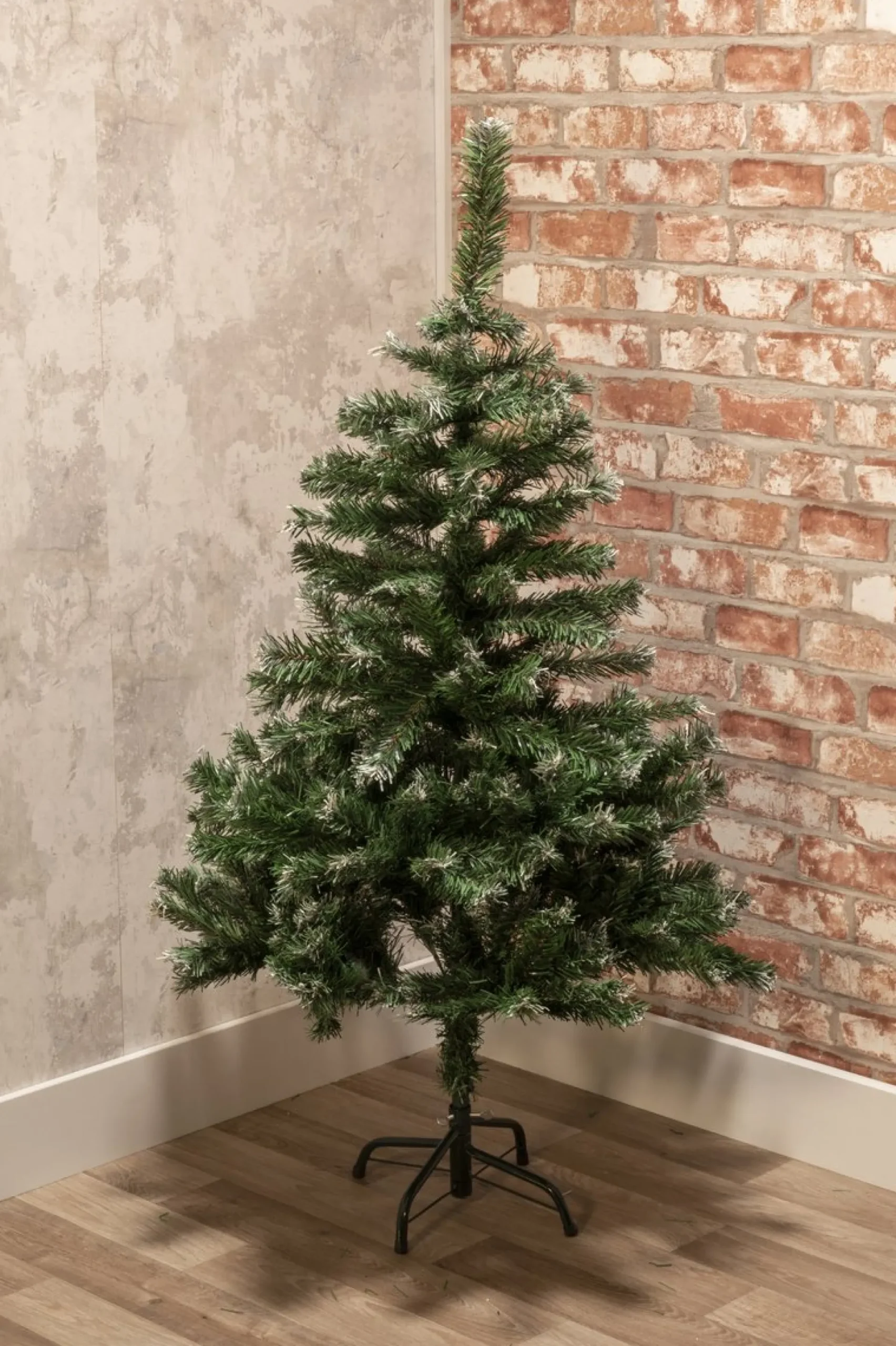 Christmas gifts Zilverspar Kunstkerstboom - 120 Cm - 280 Toppen Met Sneeuw Outlet