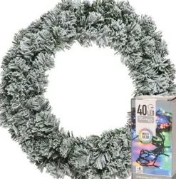 Decoris Kerstkransen> Kerstkrans - Groen Met Sneeuw - D40 Cm - Incl. Verlichting Gekleurd
