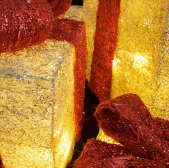 Haushalt International Hhi Led Geschenkdoos - 3 Delig - 3 Maten - Goud/Geelkleurig Met Rode Strik Shop