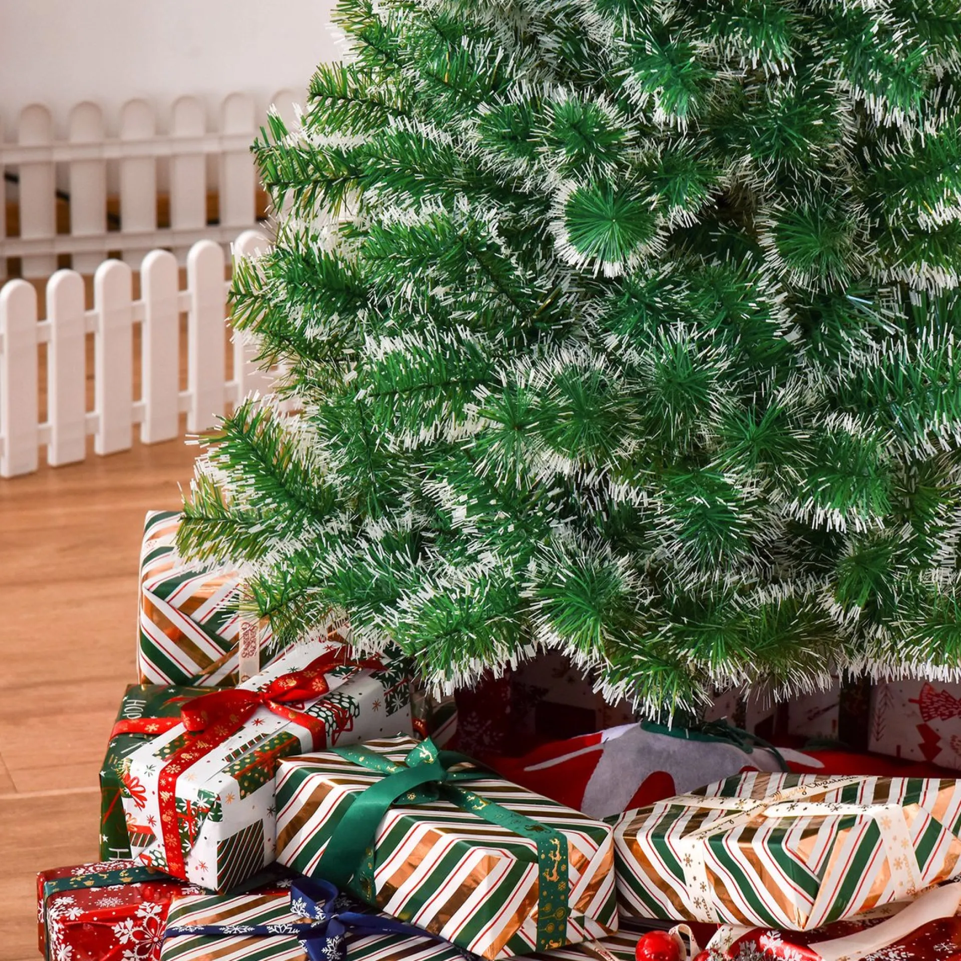 Homcom Kerstboom Kunstkerstboom Dennenboom Met Bessen Metalen Voet Pet 830-123 Shop