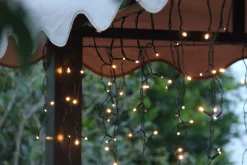 Dailyiled Ijspegelverlichting - Warm Wit Lichtgordijn - 400 Led - 8 Meter - Binnen En Buiten - Koppelbaar Discount