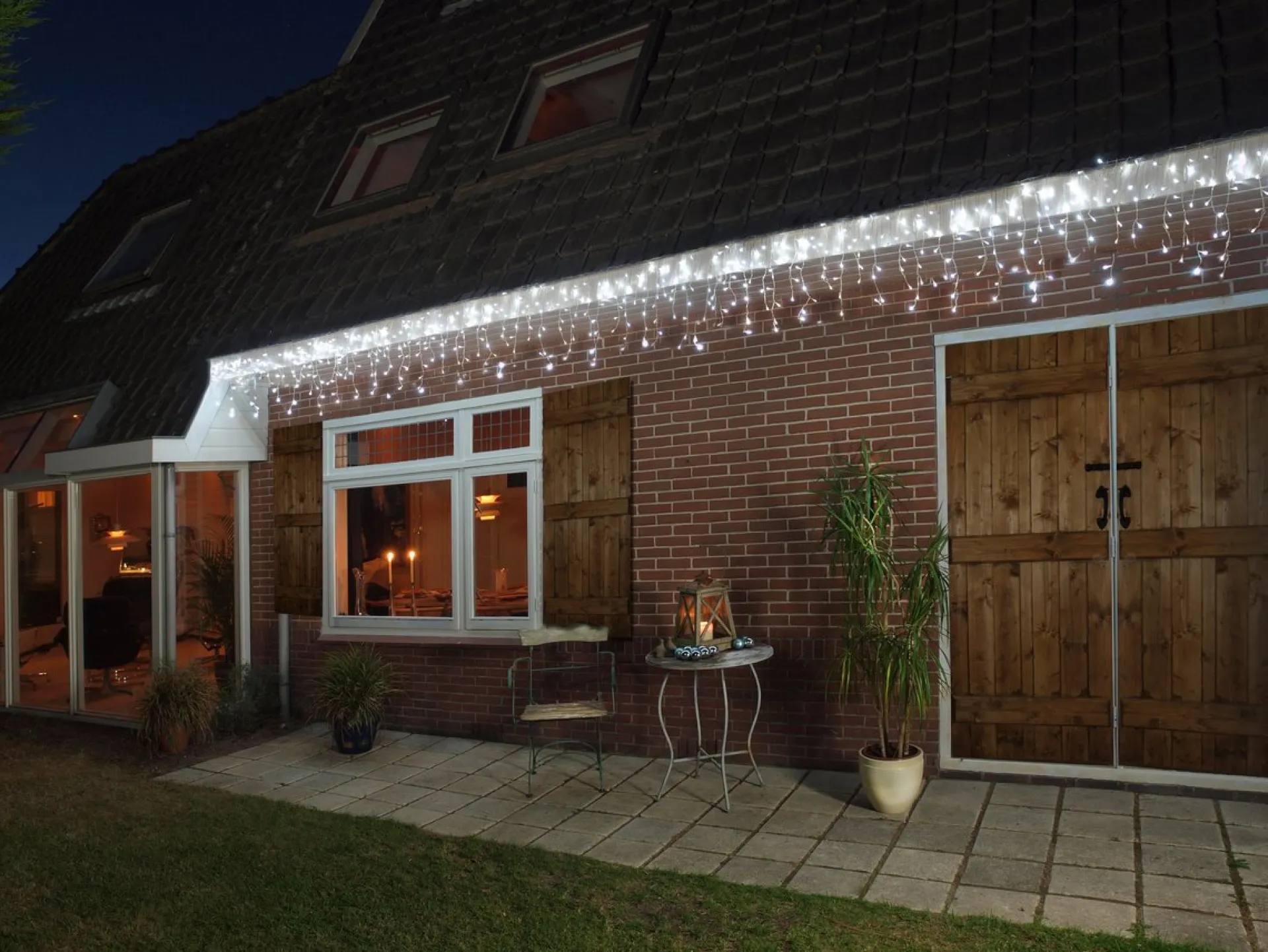 Anna's Collection Ijspegelverlichting Helder Wit 180 Lampjes Met Dakgoot Haakjes- Lichtsnoeren - Kerstverlichting Online