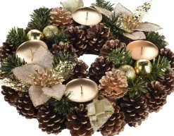 Bellatio Decorations Kerststukjes>Kerst Tafelstuk/Tafeldecoratie Kerststukje Krans Met Kaarsenhouder 28 Cm - Kerstversiering/Kerstdecoratie