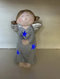 Impuls Kerstbeeldje Zilveren Kerstengel -Met Colourchanging Led - Zilver & Glitters - Sterren - Keramiek - Hoogte 17X10X7 Cm - Kerstdecoratie Clearance