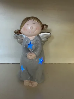 Impuls Kerstbeeldje Zilveren Kerstengel -Met Colourchanging Led - Zilver & Glitters - Sterren - Keramiek - Hoogte 17X10X7 Cm - Kerstdecoratie Clearance