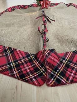 Merkloos Kerstboomrok - Kerstboom Kleed - Kerstboomrok Jute & Schotse Ruit - 118 Cm Diameter Hot