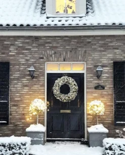 Lumineo Kerstkransen></noscript>Kerstkrans Imperial Met Sneeuw 60Cm En 50Led Lampjes