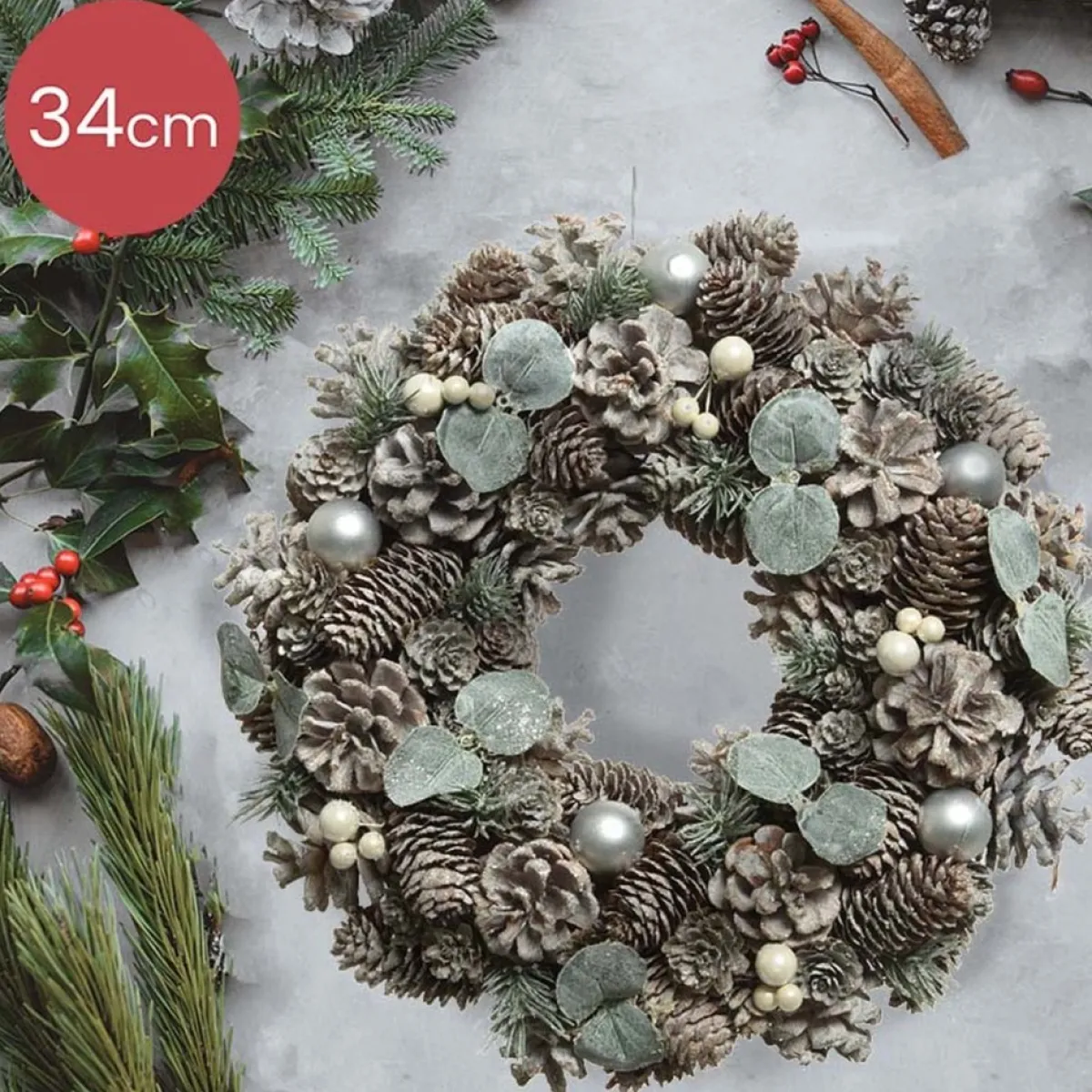 Decoris Kerstkransen>Kerstkrans/Dennenkrans Met Kerstballen En Decoratie 34 Cm - Dennenkransen/Deurkransen Kerstdecoratie