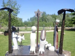 Wereldbeeld Kerststallen></noscript>Kerstset, Verschillende Kerstbeelden In Steen En Metaal