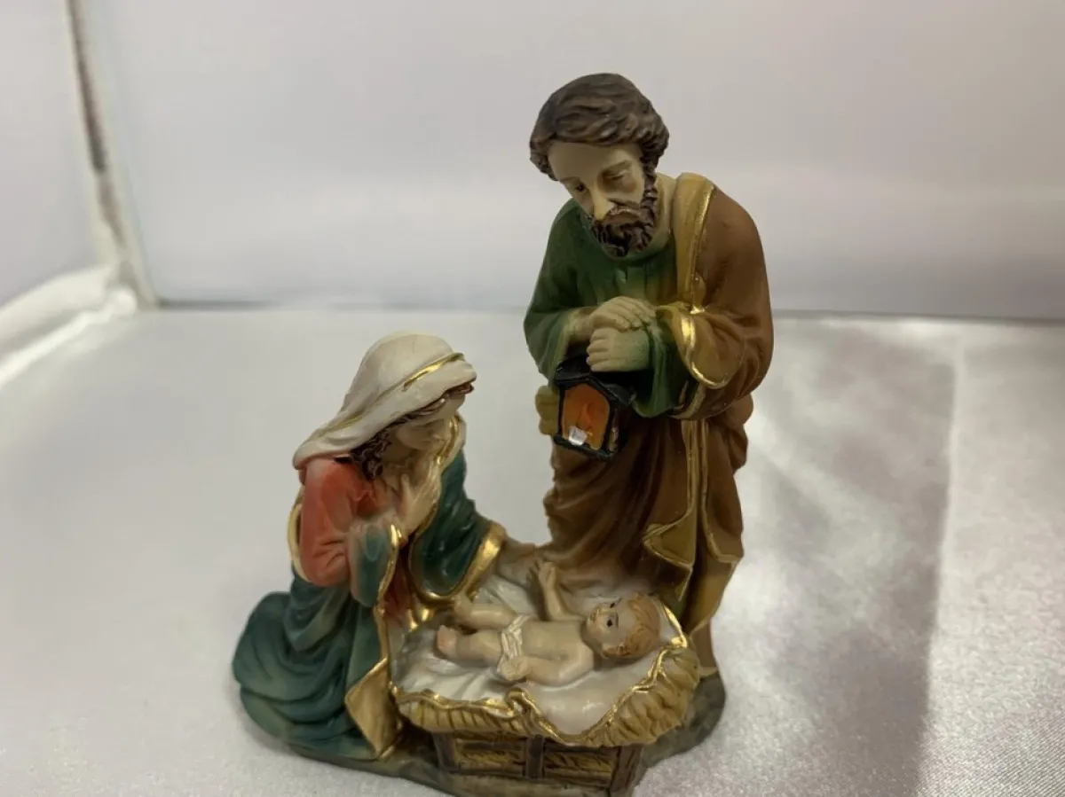 Eigenmerk Home made Kerststallen>Kerststal Josef, Maria En Kindeke Jezus