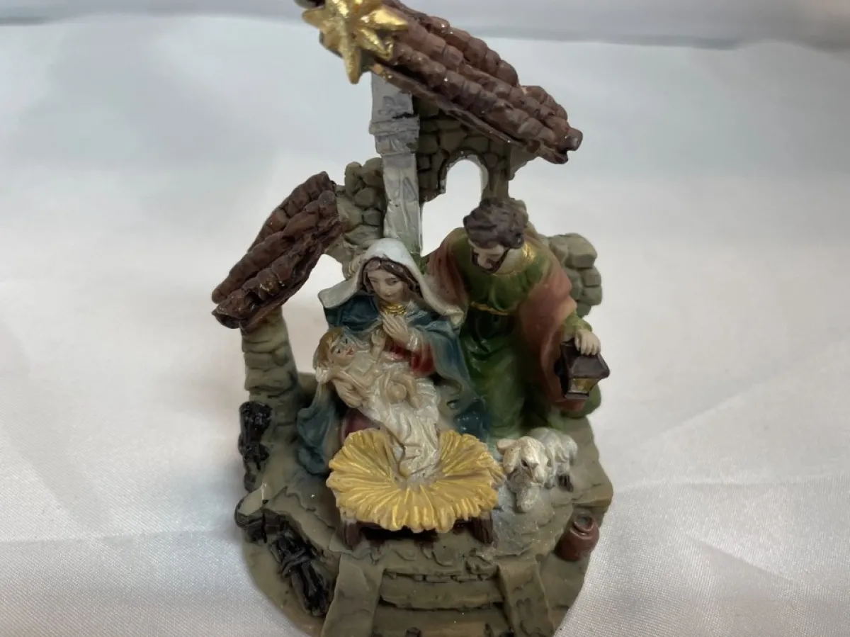 Eigenmerk Home made Kerststallen>Kerststal Jozef En Maria Met Kindeke Jezus