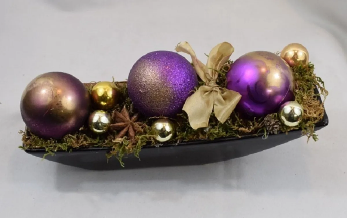 ZoeZo Design Kerststukjes>Kerststukje In Zwart Aardewerk Schaaltje, /Goud, L 24 Cm, H 10 Cm, Br 9 Cm