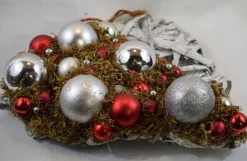 * Kerstkransen>Kerststukje, Kerstkrans, Hart, Rood/Zilver, 31 X