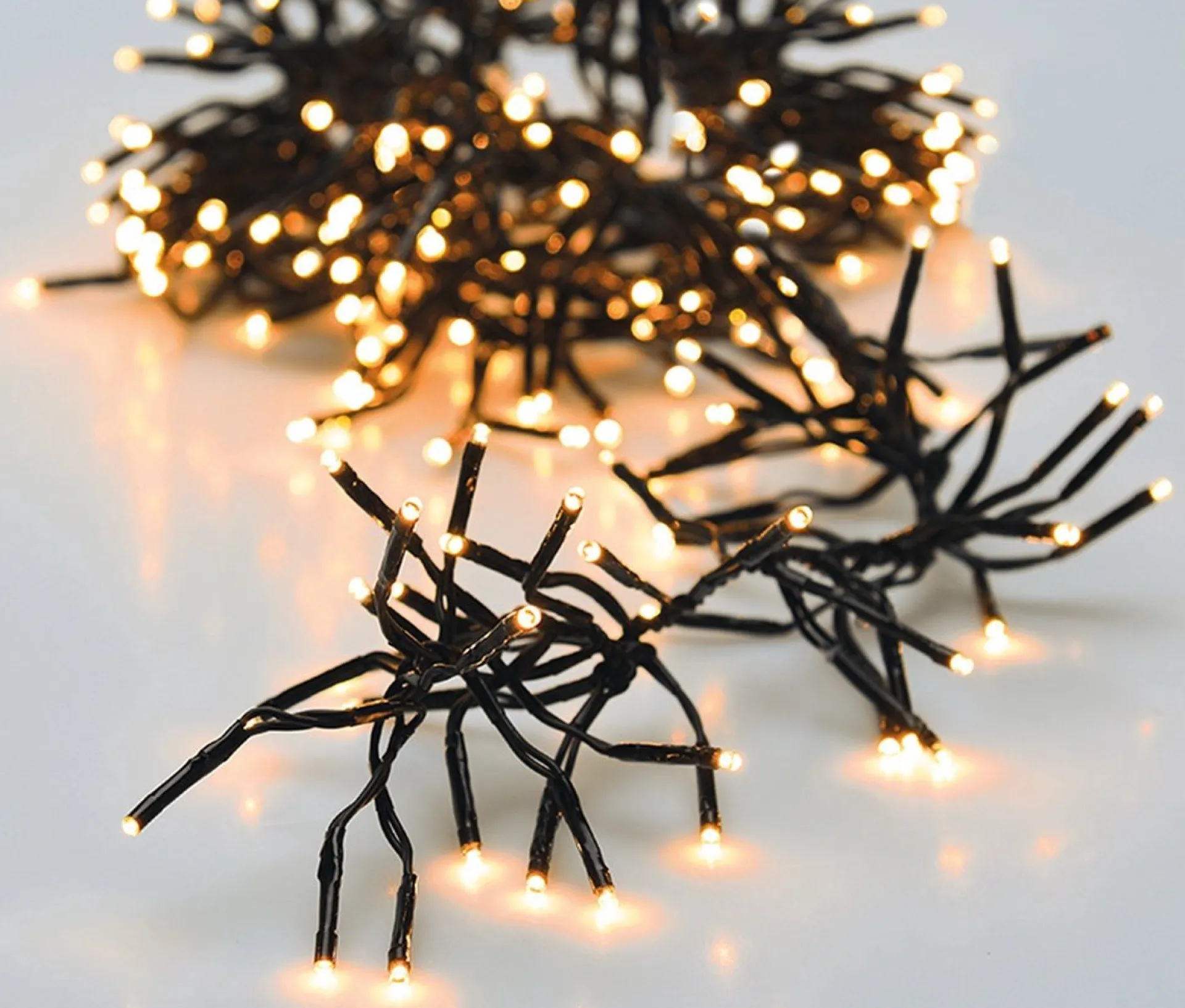 AYD Home Kerstverlichting - Clusterverlichting - 384 Led Lichtjes - Warm Wit Licht - 3M Discount