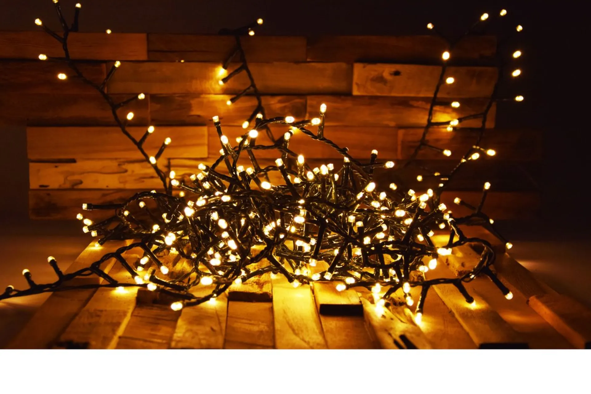 discountershop Kerstverlichting Buiten - 10 Meter 500 Led - Extra Warm Wit - Lichtsnoer Nano Koperdraad - Ip44 Stekker Met Timerfunctie - Kerstboomverlichting - Geschikt Voor Binnen En Buiten - Kerstverlichting Led Clearance