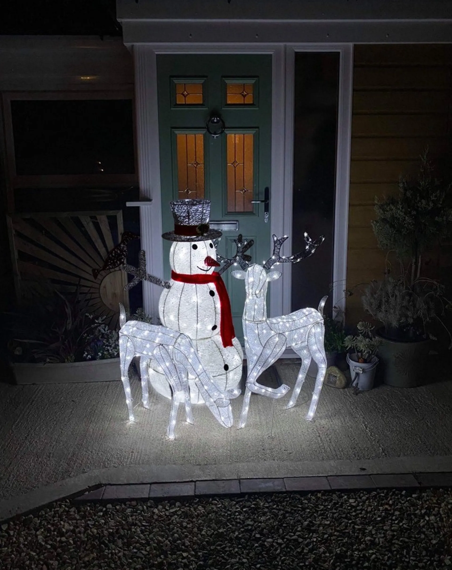 MonsterShop Kerstverlichting: Sneeuwpop + 2 Rendieren - 100 Led - Verlichte Kerstfiguren Hert Ree Buiten Kerstversiering Kerst Lichtjes Clearance