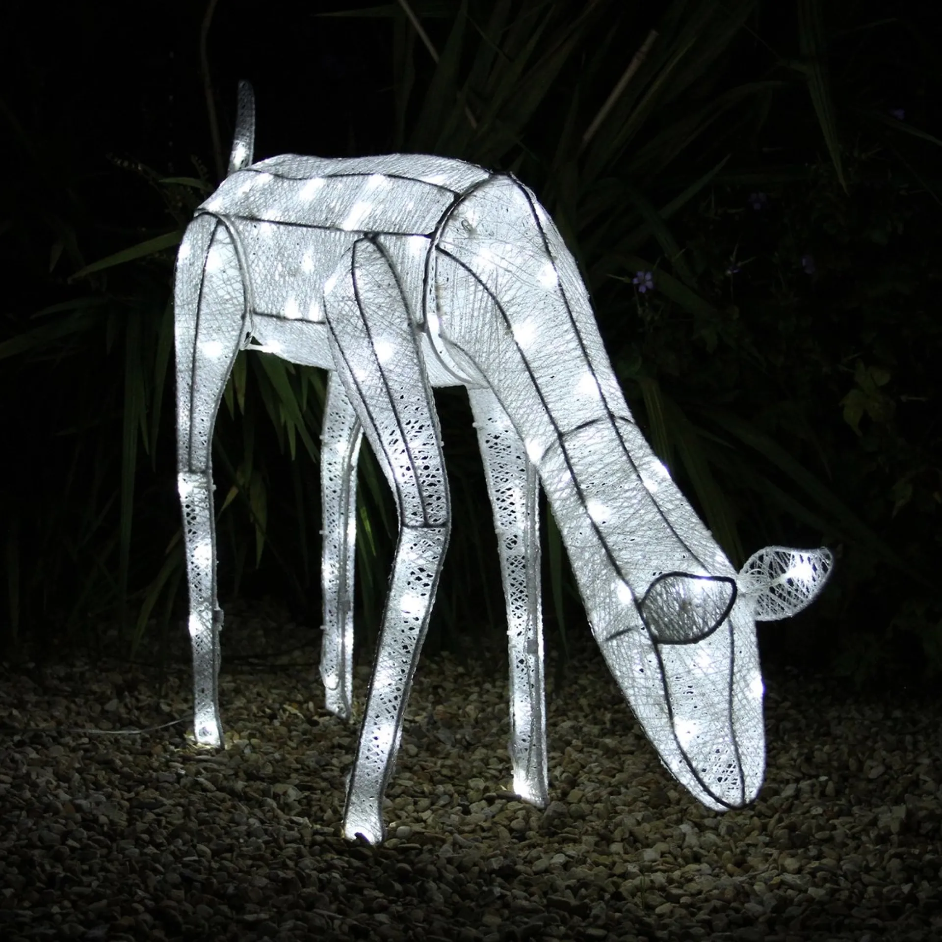 MonsterShop Kerstverlichting: Sneeuwpop + 2 Rendieren - 100 Led - Verlichte Kerstfiguren Hert Ree Buiten Kerstversiering Kerst Lichtjes Clearance