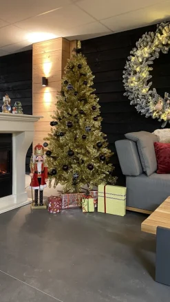 KJ Kunstkerstbomen Gouden Kunstkerstboom De Luxe - 180 Cm - Goud - 1050 Pvc Takken Outlet