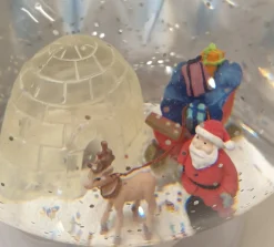 Konst Smide Sneeuwbol O15Cm Groot Electronisch Met Licht Kerstman Slee Rendier Iglo Noordpool Decoratie Kerstverlichting Flash Sale