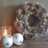 b-home-interieur.be Kerstkransen>Krans Dennenappel - Decoratieve Krans - Krans Boommos/Fijnspar- Diameter 30 Cm - Hoogte 11 Cm