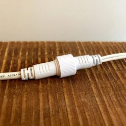 Solistech Led Kerstverlichting Eter Koppelbaar - 50 Lichtpuntjes - Ip65 Waterdicht - Extra Warm Wit 2200K - Hoogwaardige Rubberen Kabel - Energiezuinig 3W - Incl. Stekker 5 M Sale