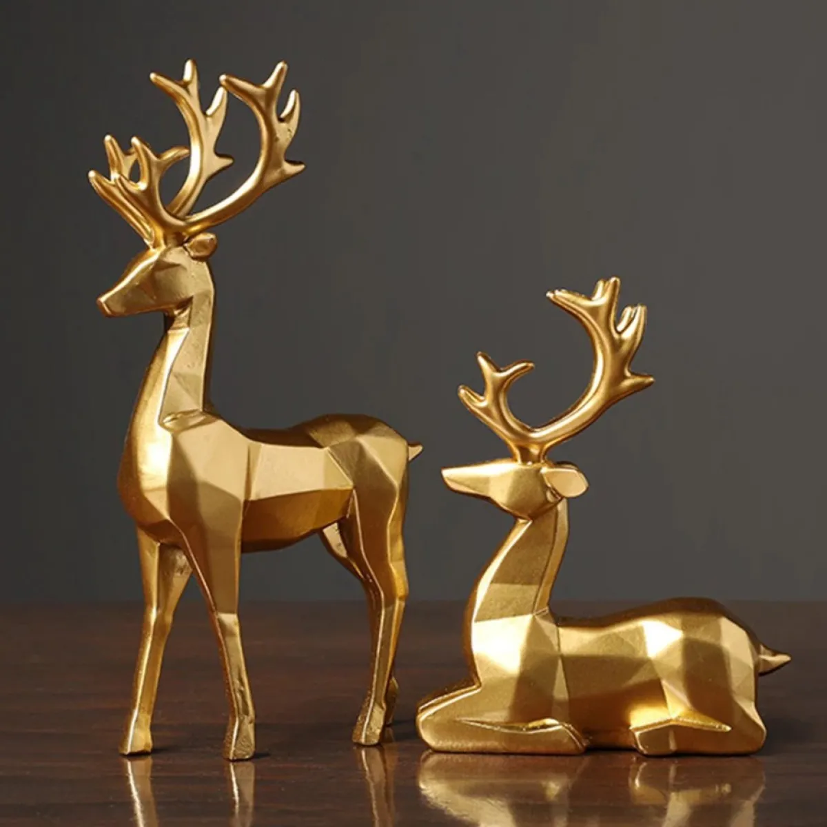 Levabe Kerstbeelden> - Nordic Kerst Rendier Beeldjes - Herten - Woonkamerdecoratie - Goud - Decoratie - Gouden Decoratie - Set