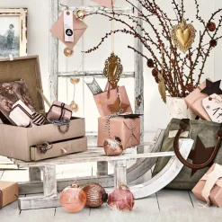 Loberon Kerstbeelden></noscript> Decoratieve Slee Joshua Antiekwit