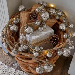 Loberon Guirlandes></noscript> Guirlande Pearls Antiekzilverkleurig