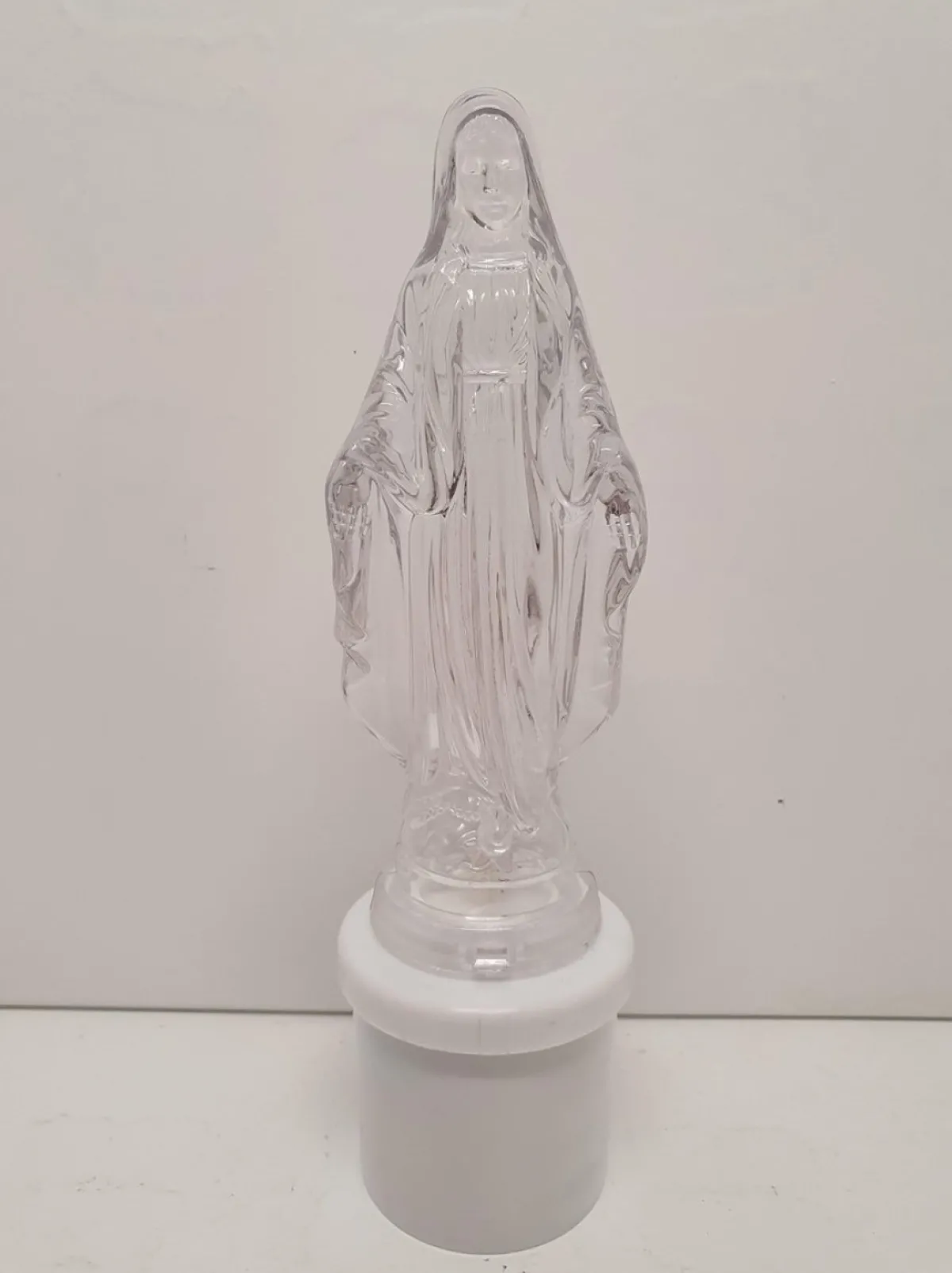 Merkloos Kerstbeelden>Maria - Beeld - Led Verlichting - Transparant Kunststof - Warm Led - 21 Cm - Mariabeeld - Grafdecoratie