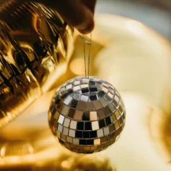 Happy Happenings Kerstboomversieringen></noscript>Mini Discoballen - Zilver - 12 Stuks - Kerstballen - 3Cm Klein