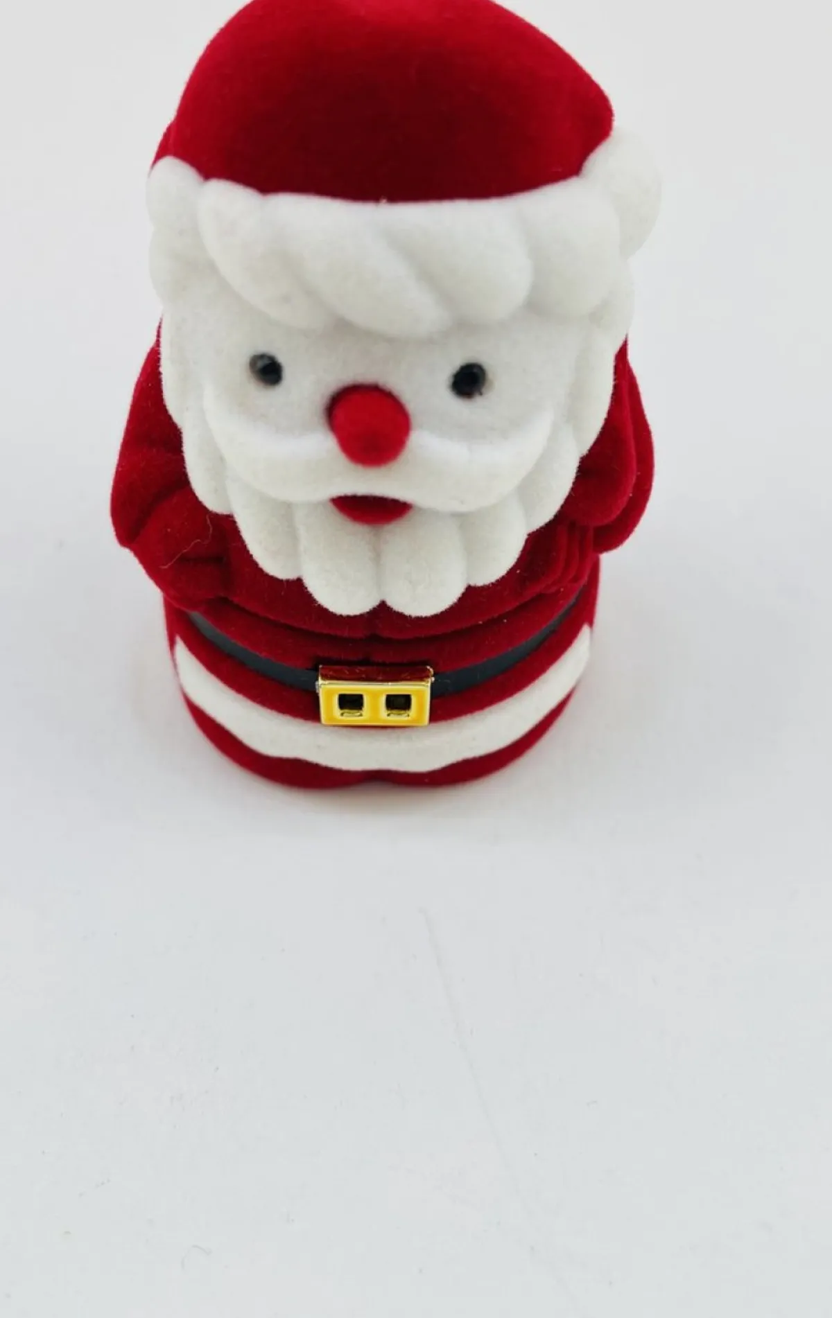 Merkloos Kerststallen>Mini Kribbe / Kerstgroep Rood In Kerstman Sieradendoos. 4 X 4 X 7 Cm