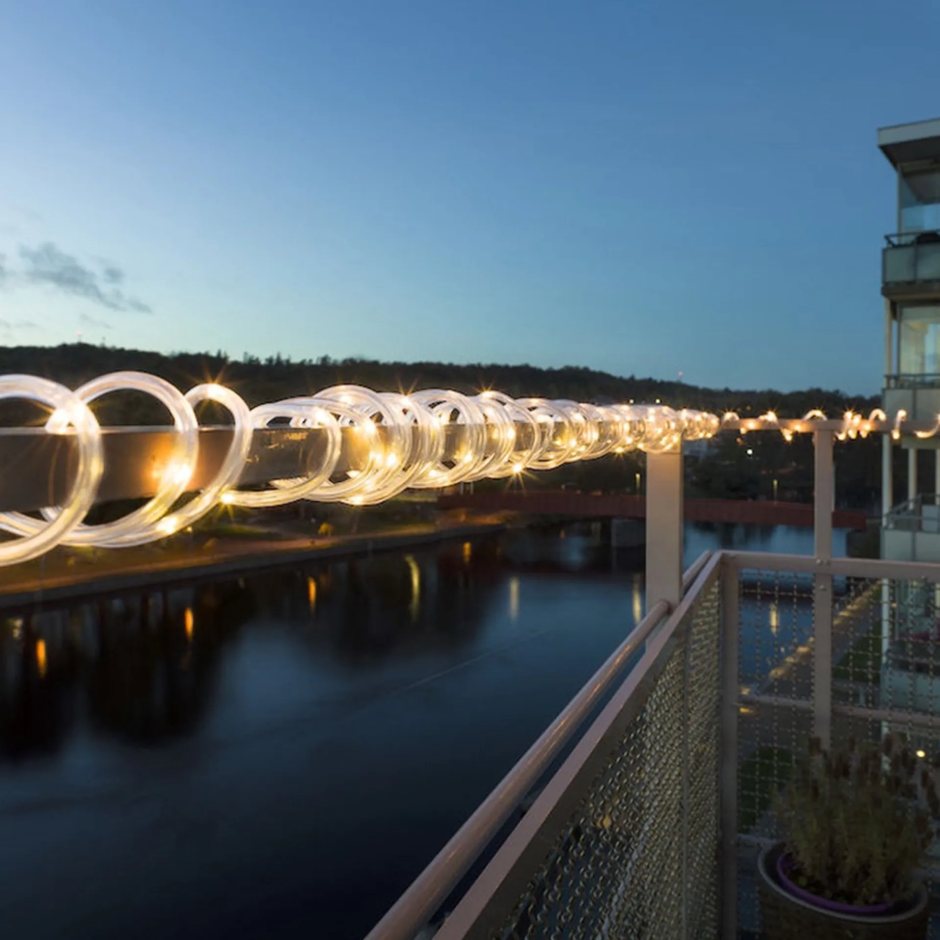 Olucia Led Lichtslang - 10 Meter, Wit - Geschikt Voor Buiten (Ip65) Best