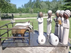 Wereldbeeld Kerststallen>Originele Kerststal Uit Zimbabwe, Vele Kerstbeelden, Kerst, Kersttafereel, Steen En Gerecycleerd Metaal, Fairtrade En Handgemaakt