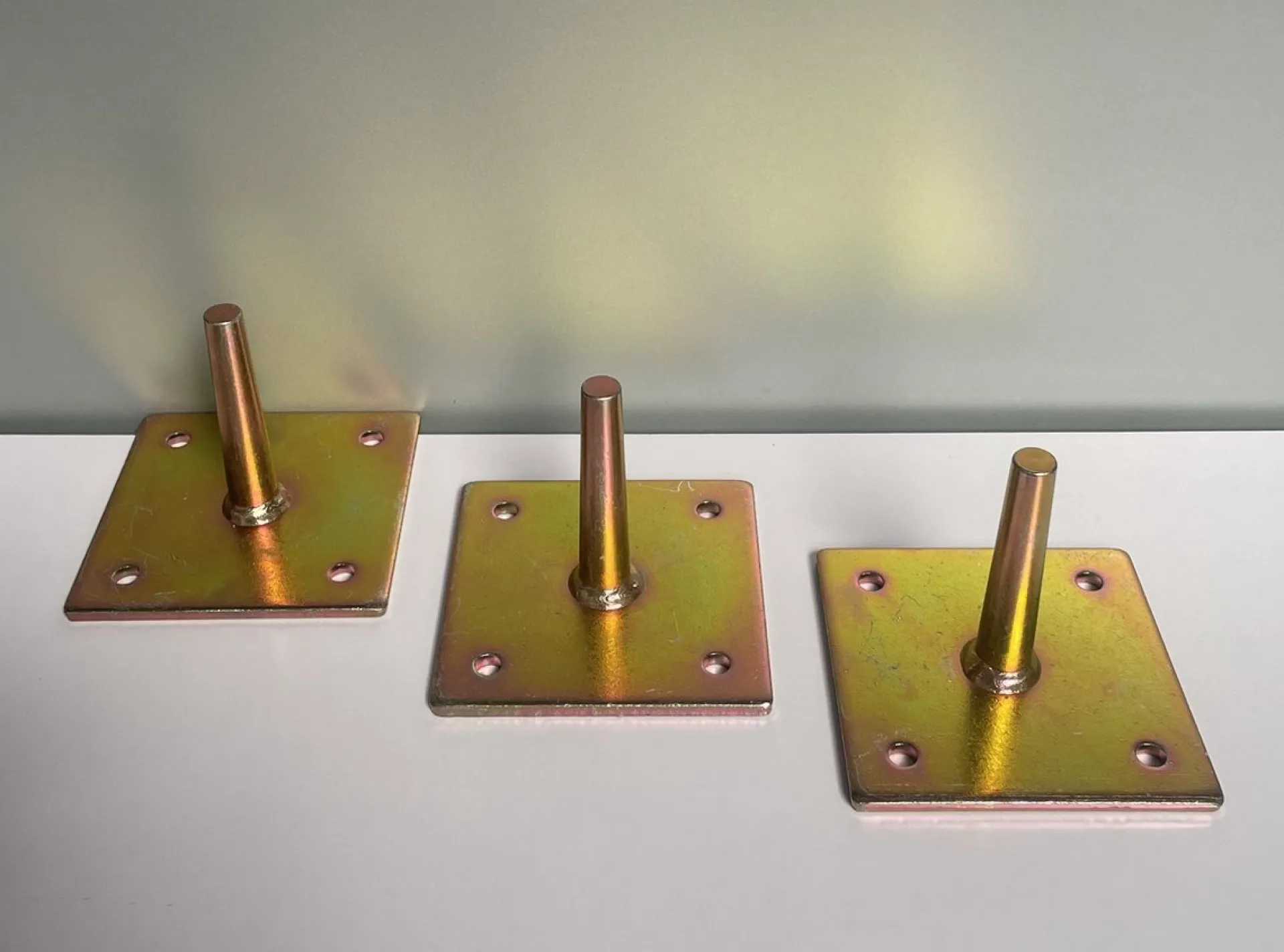 Quictreestand Quicktreestand Kerstboom Standaard Ijzeren Plaat Met Pin 12Stuks Per Verpakking Cheap