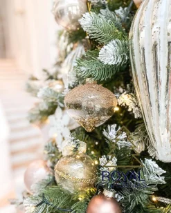 Royal Christmas - Kunstkerstboom - Bogota Pe / Pvc Premium 180 Cm - 1131 Takken - Groen - Zonder Verlichting Discount