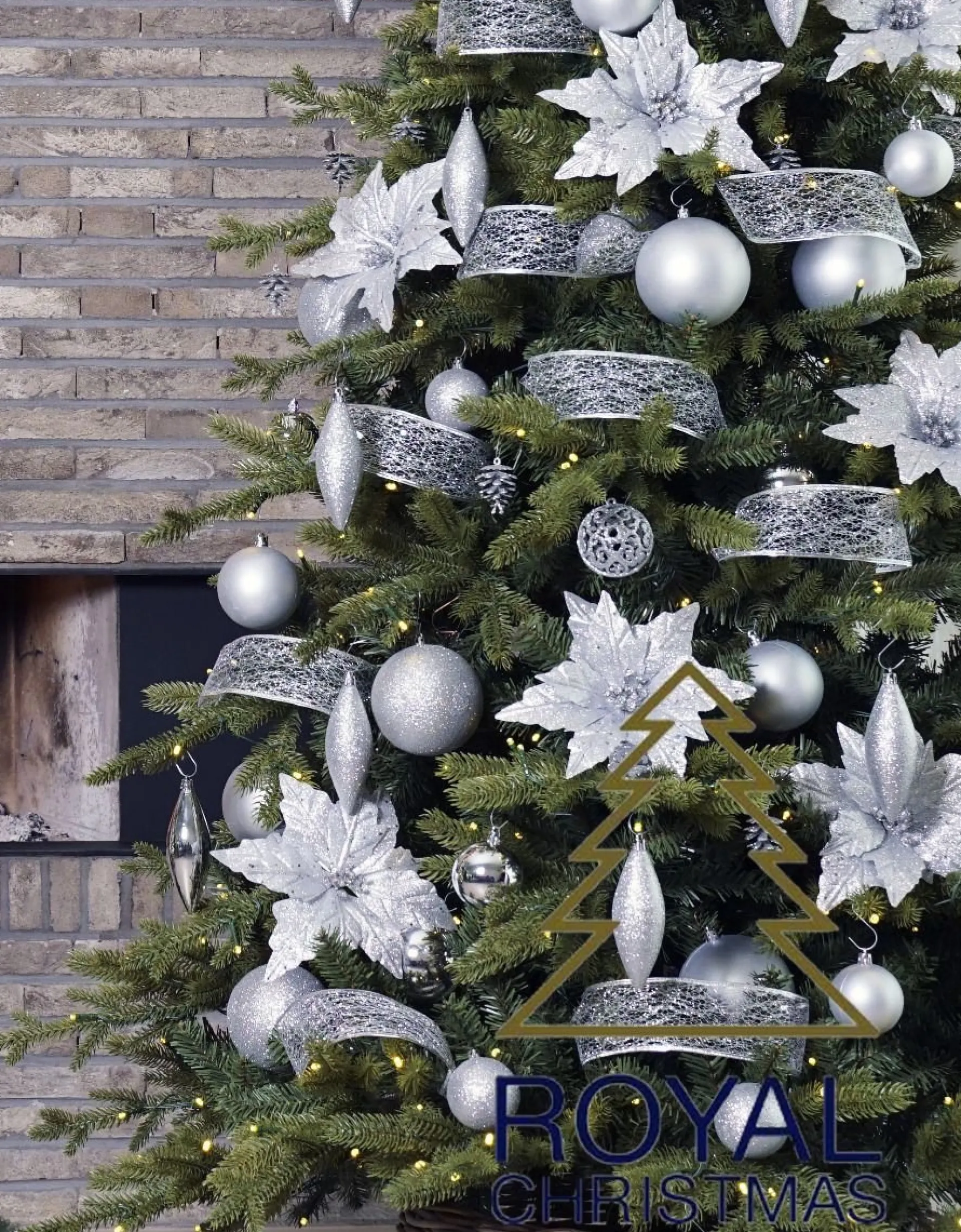 Royal Christmas - Kunstkerstboom - Norway Spruce Pe/Pvc - 450 Led Lampjes - Fbu - 210 Cm Online