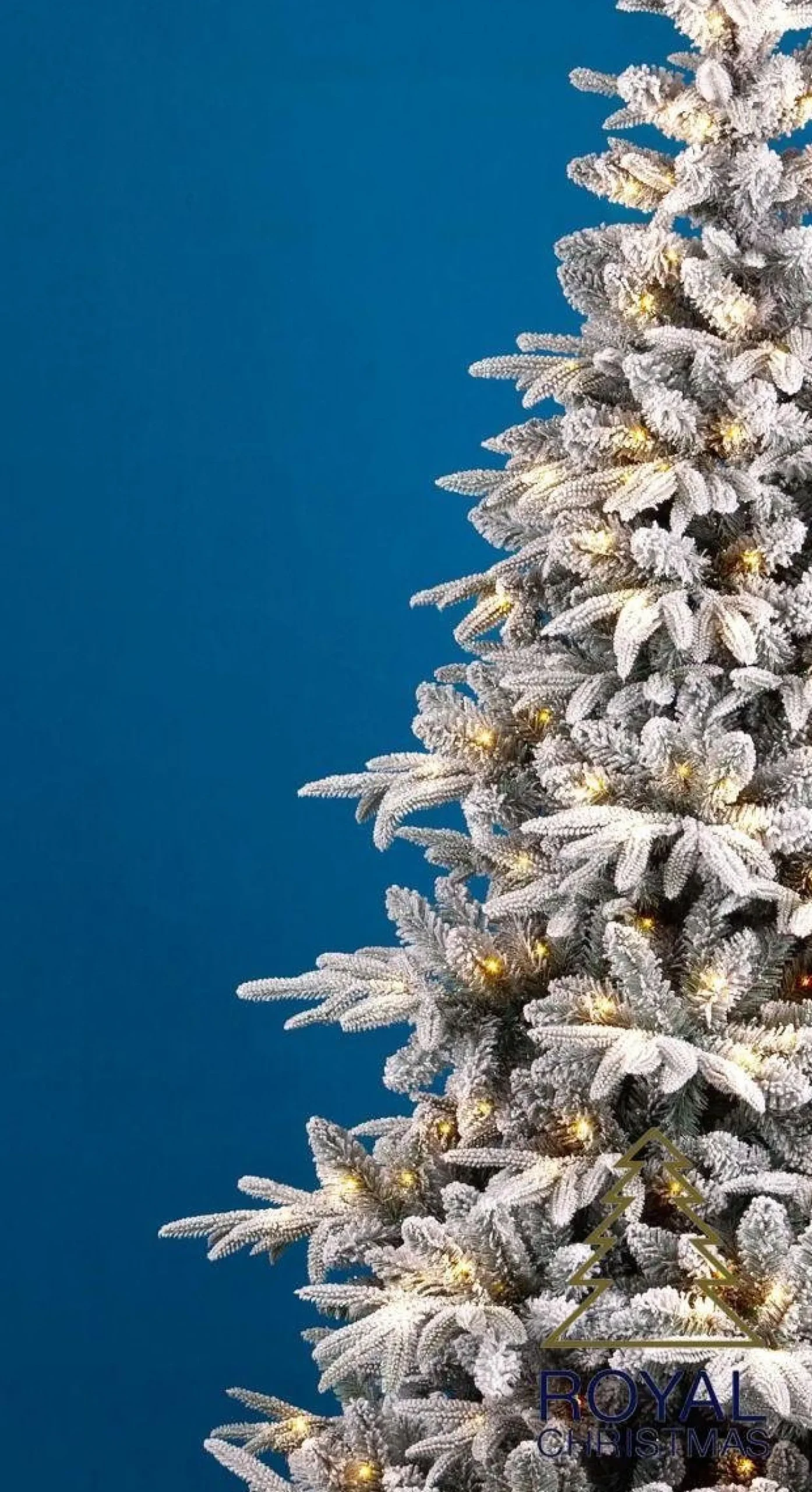 Royal Christmas - Kunstkerstboom - Gillam Pe / Pvc Sneeuw Smart - 350 Led Lampjes - 210 Cm - 1303 Takken Outlet