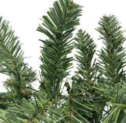 Royal Christmas Guirlandes><noscript><img width=