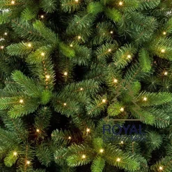 Royal Christmas Kunstkerstboom Alaska Slank - 240 Cm - Met Led Verlichting En Smart Adapter Best