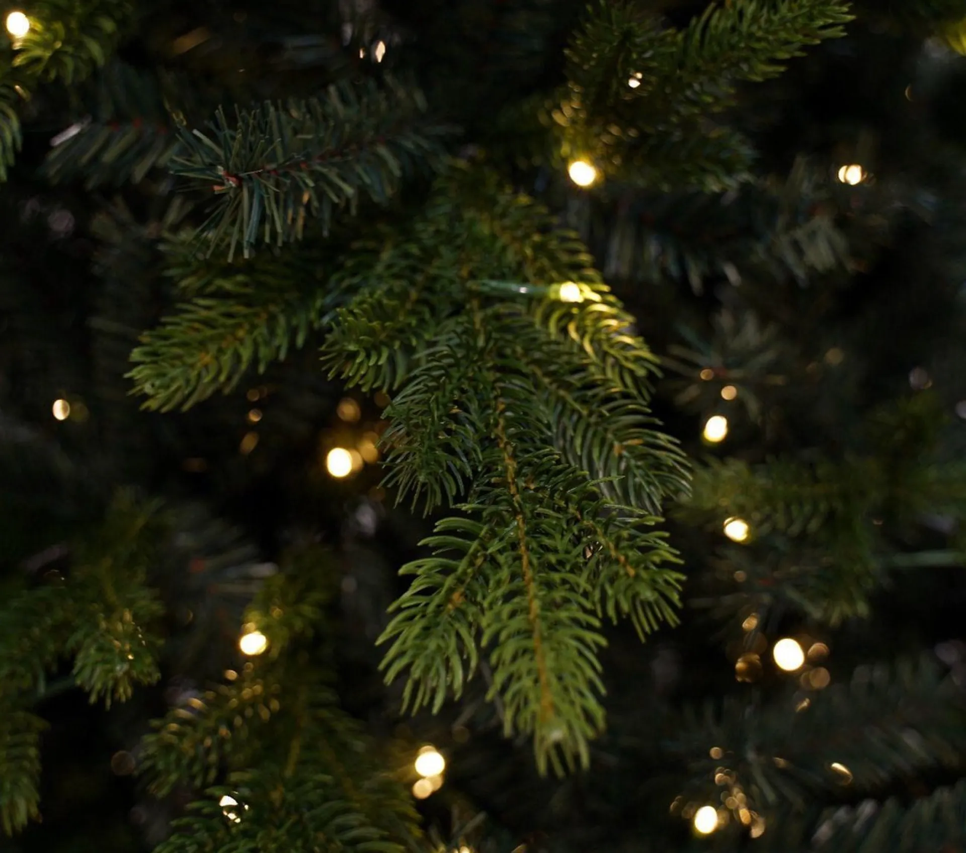 Royal Christmas Kunstkerstboom Visby 180 Cm | Inclusief Led-Verlichting Cheap