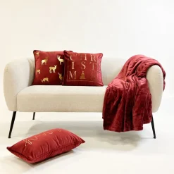 Sierkussen.nl Kerstkussens>Set Van 3 Kerst Sierkussens - Rood - Goud - 1X Merry Christmas - 1X Christmas - 1X Deer - Inclusief Polyester Vulling - Zachte Stoffen - Sfeerkussens