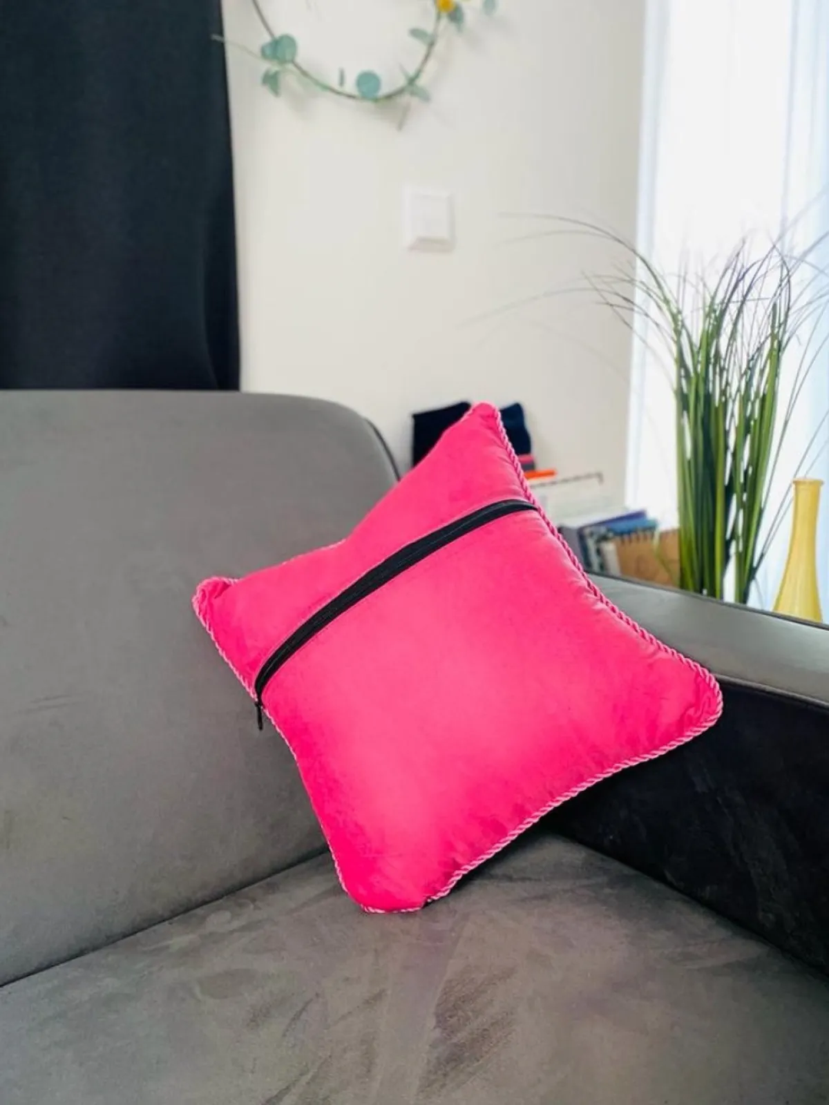 Lakhwaira Crafts and Design Kerstkussens>Set Van 5 Luxe Geweven Kussenhoezen Voor Het Aankomende Seizoen | Rose En Goud Kussens Voor Huis Decoratie |Barbie Kluer Decoratie Voor Meisjes Kamer| 40 X 40 Cms Kussens | Gezellige Kussenhoezen Om Cadeau Te Geven | Kerstcadeau | Nieuw Huis Cadeau