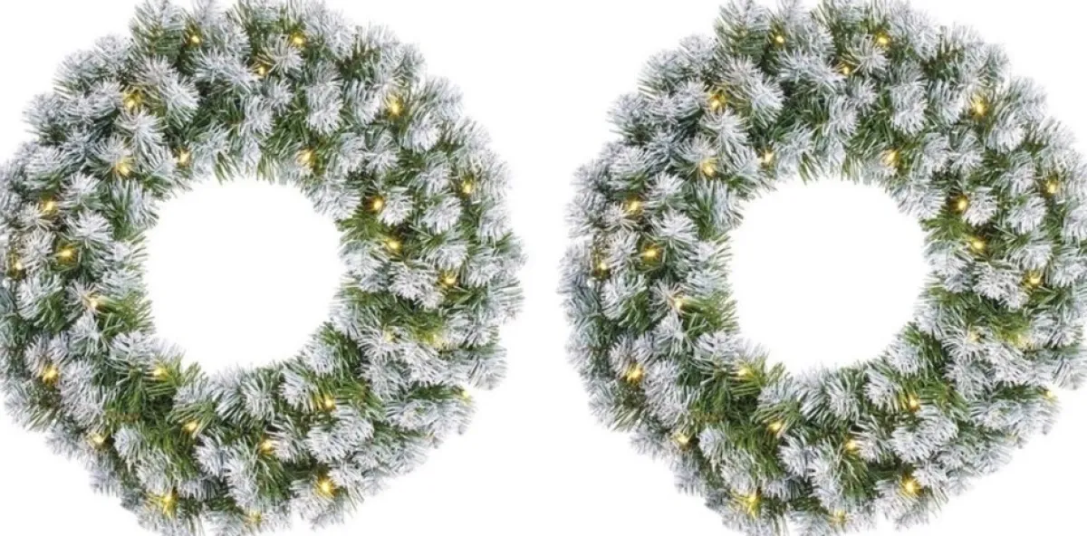 Mica Decorations Kerstkransen>Set Van 2X Stuks Kerstkransen/Deurkransen Groen Met Verlichting 30 Leds En Sneeuw 60 Cm - Deurkransen/Voordeur Kransen