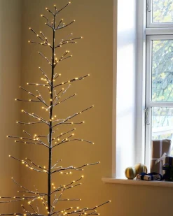 Sirius Isaac Kerstboom - H 210 Cm - D 60 Cm - Bruin/Sneeuweffect - 348 Led Lichtjes - Indoor En Outdoor Hot